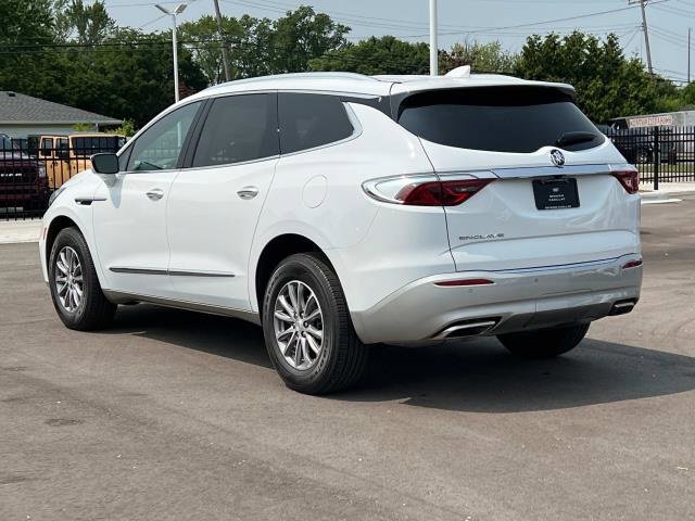 2022 Buick Enclave Essence photo 9