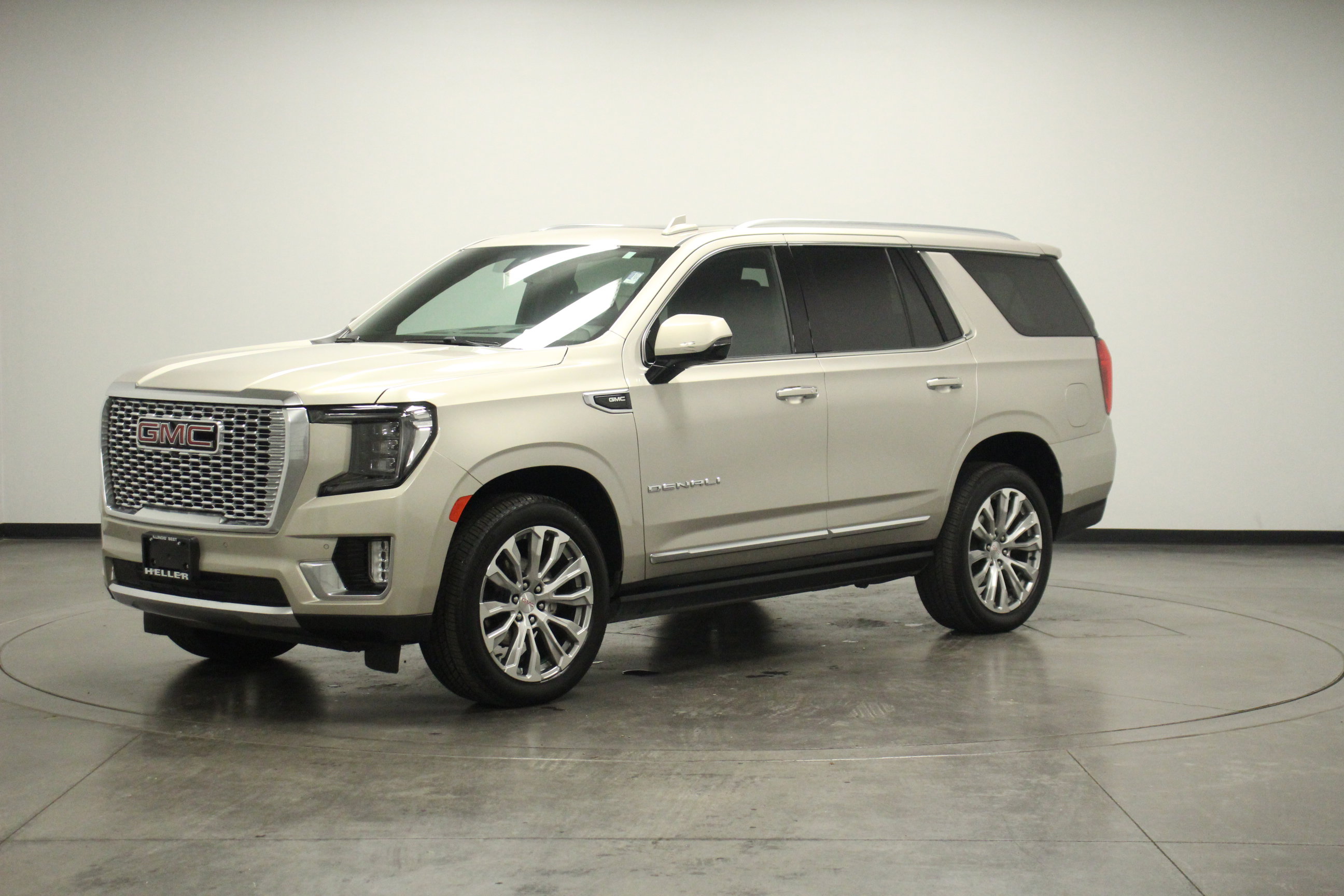 2022 Gmc Yukon Denali photo 3