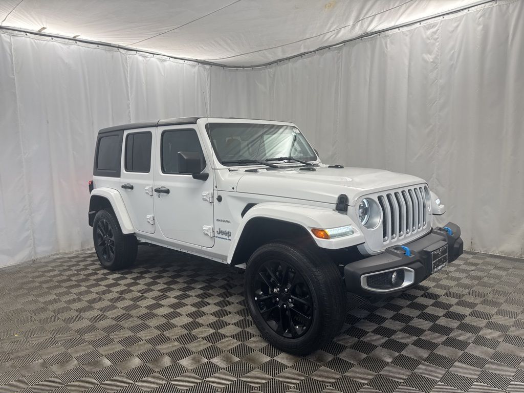 2023 Jeep Wrangler Sahara 4xe photo 2