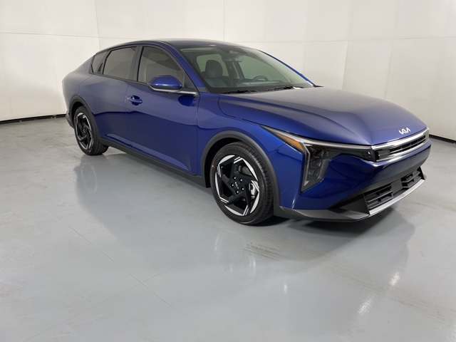 2025 Kia K4 EX photo 2