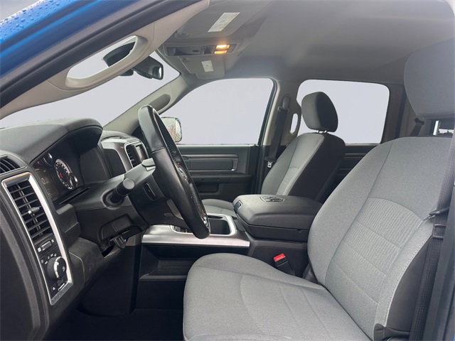 2023 Ram 1500 Classic SLT photo 9