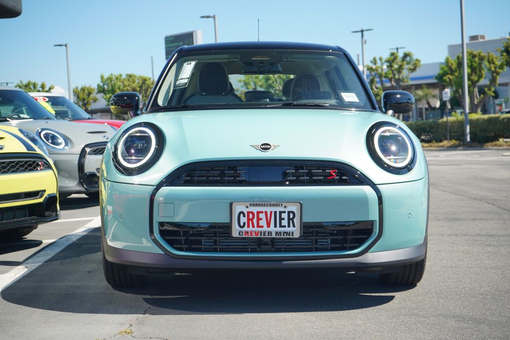 2026 Mini Cooper 4 Door Hardtop Signature photo 4