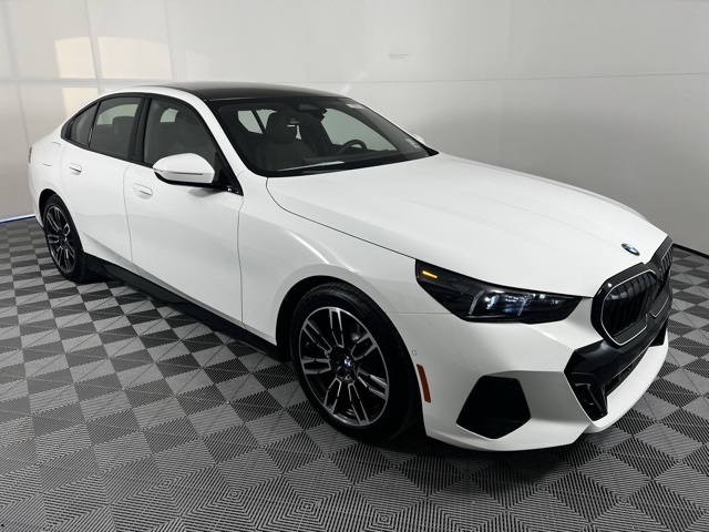 2026 BMW 5 Series 530i's photo