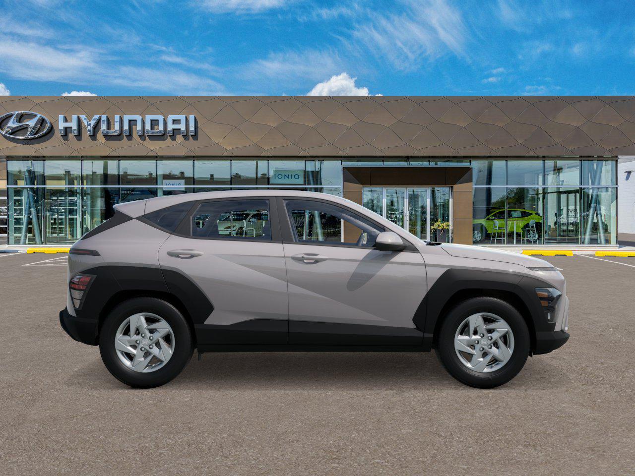 2026 Hyundai Kona SE photo 5