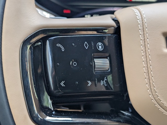 2025 Land Rover Range Rover Sport SE photo 19