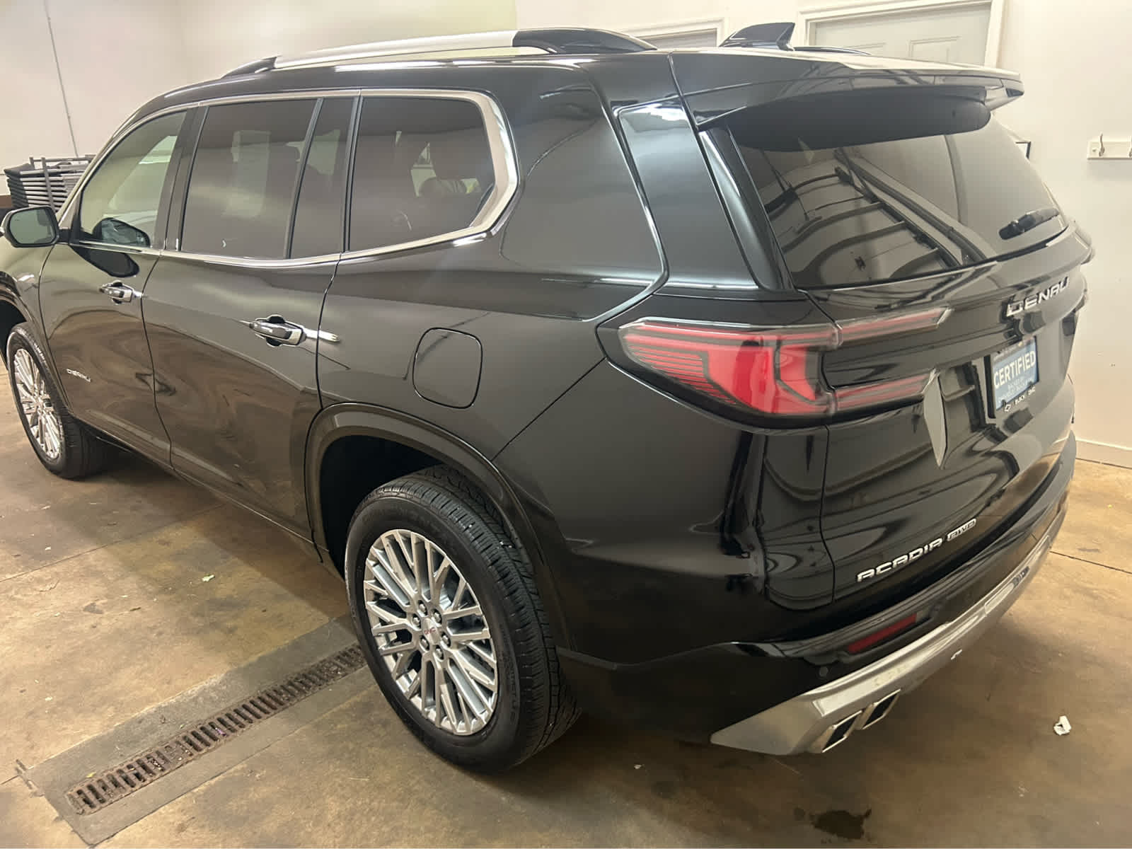 2024 Gmc Acadia Denali photo 4