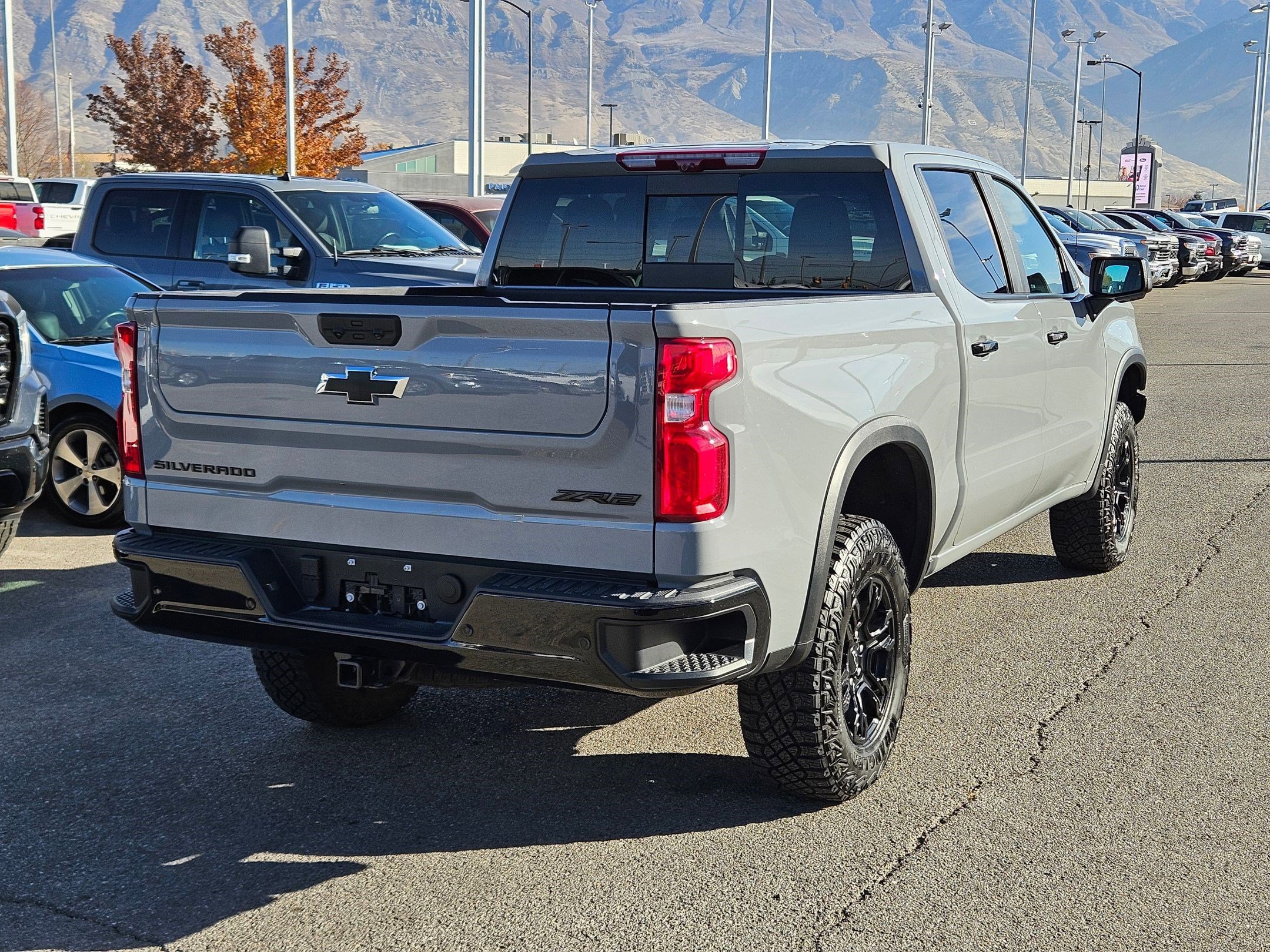 2025 Chevrolet Silverado 1500 ZR2 photo 3