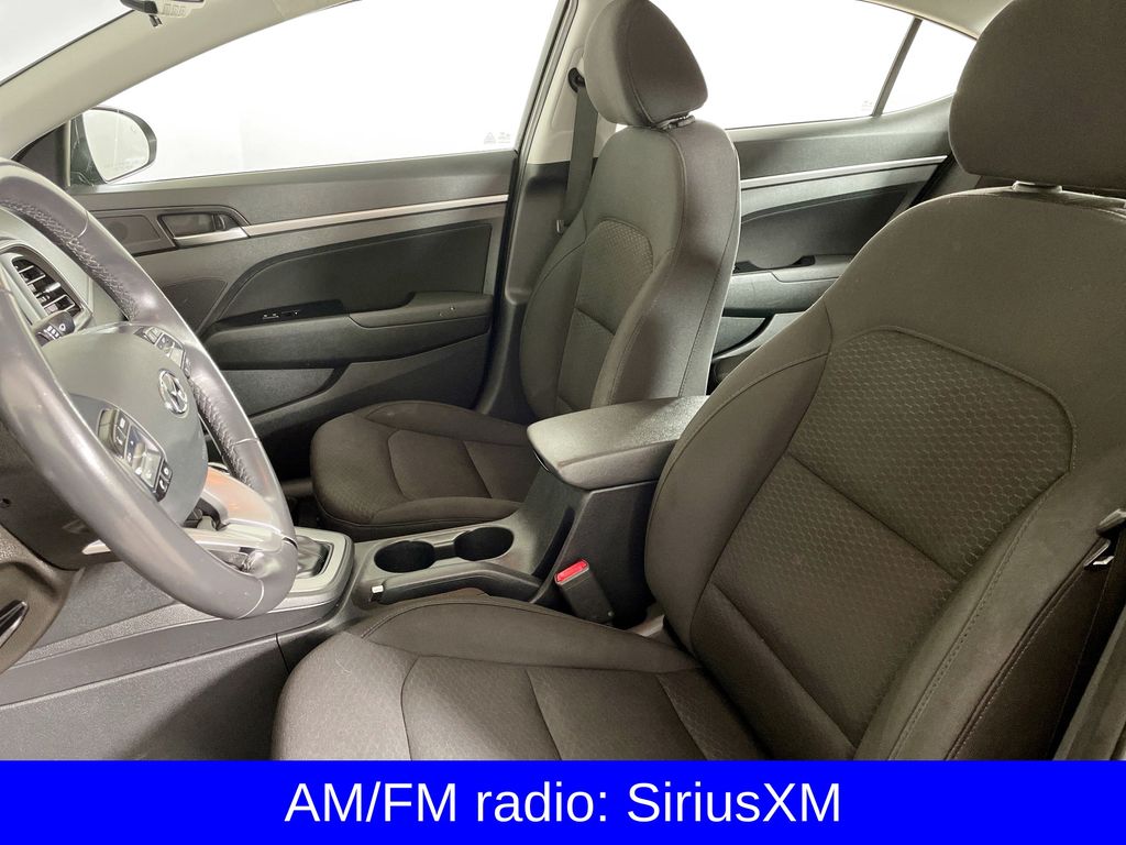 2019 Hyundai Elantra Value Edition photo 11