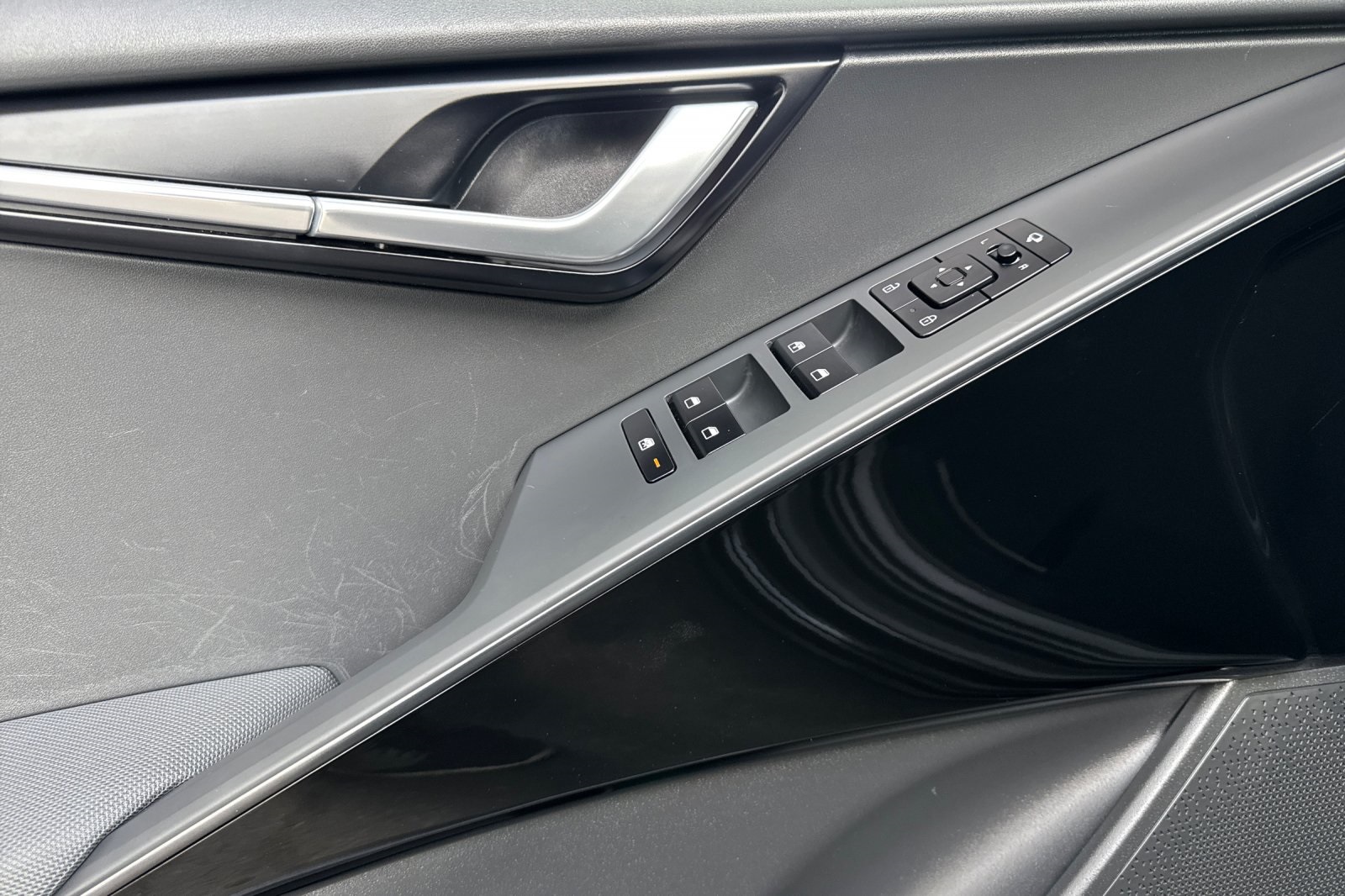 2023 Kia Niro EX photo 14