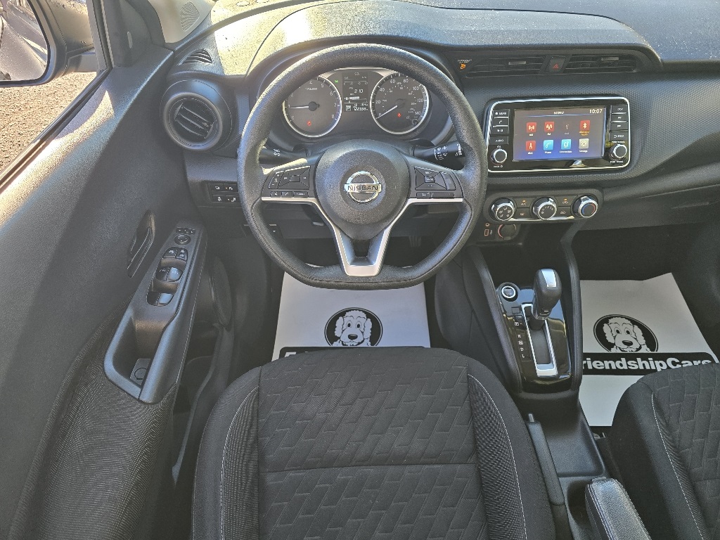 2021 Nissan Kicks S photo 3