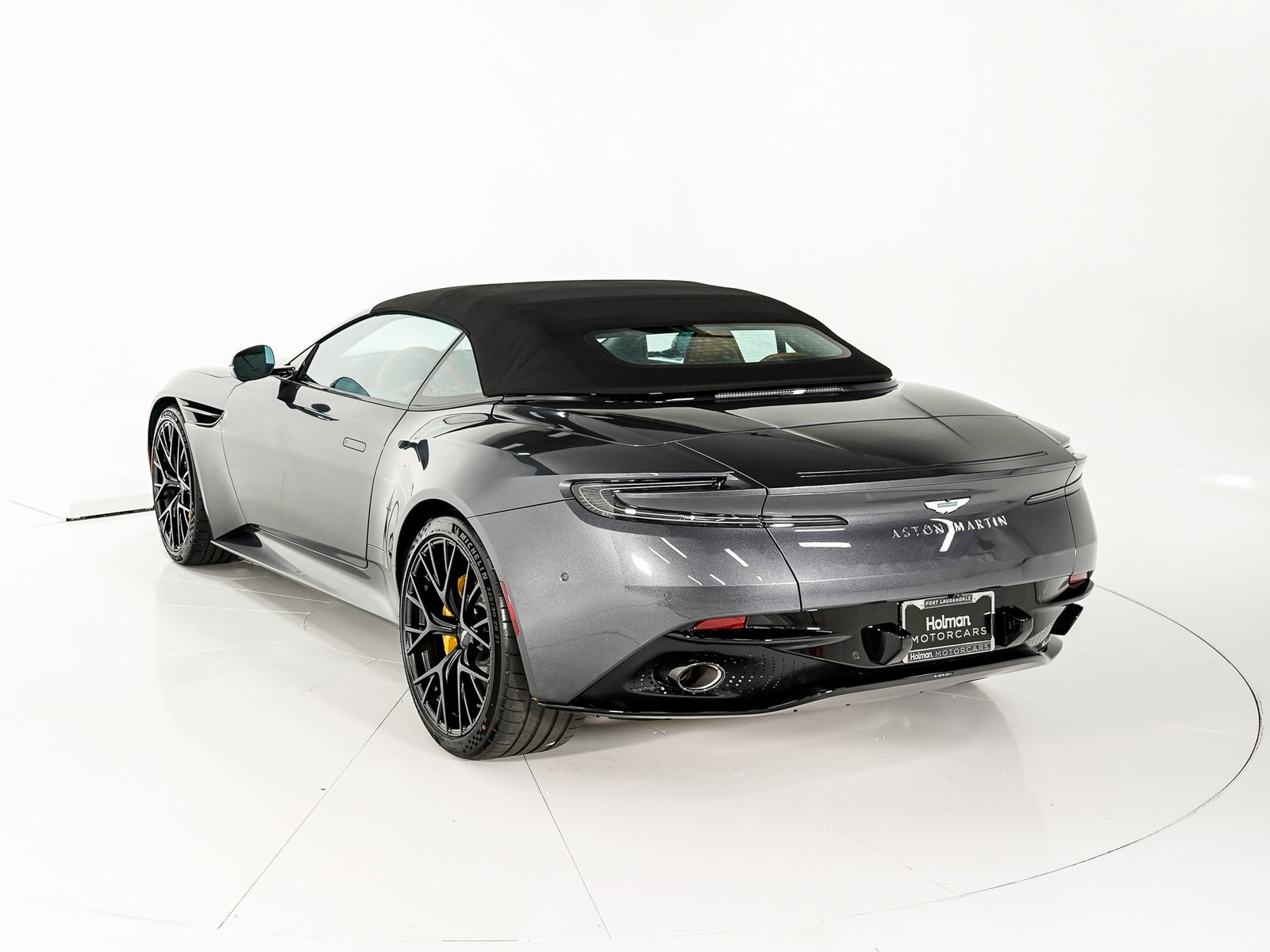2025 Aston Martin DB12 AM5 photo 4