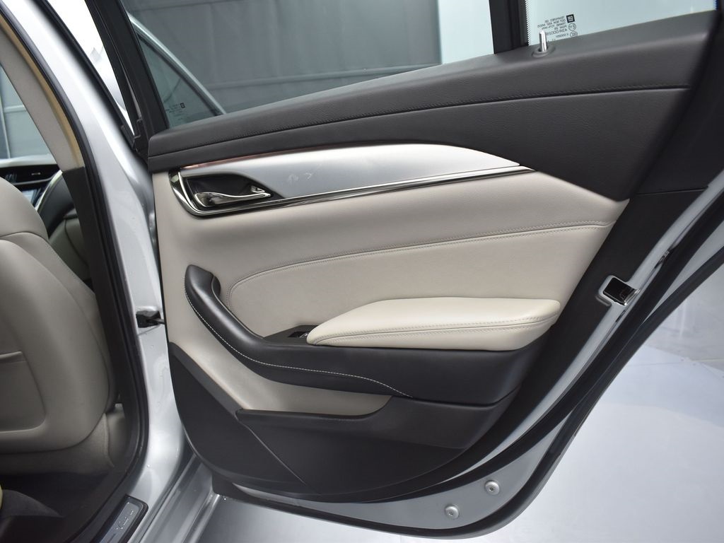 2018 Cadillac CTS Base photo 18