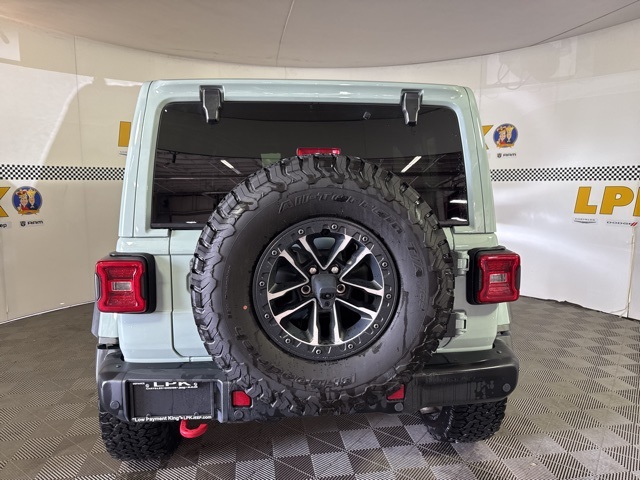 2024 Jeep Wrangler Rubicon X photo 3