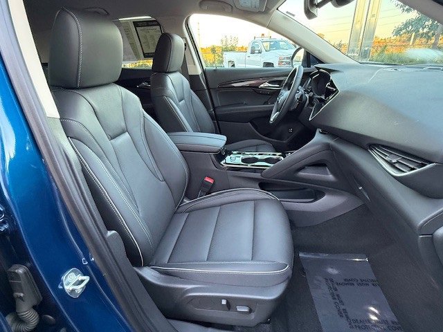 2023 Buick Envision Essence photo 16