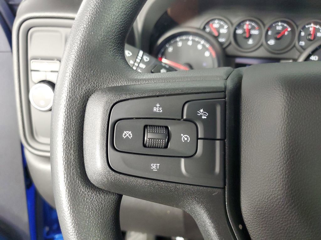 2025 Chevrolet Silverado 1500 Custom photo 18