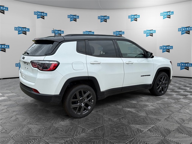 2025 Jeep Compass Limited photo 4