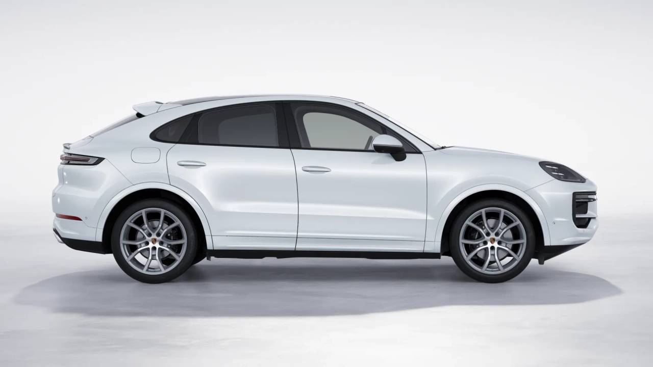 2026 Porsche Cayenne Coupe photo 6