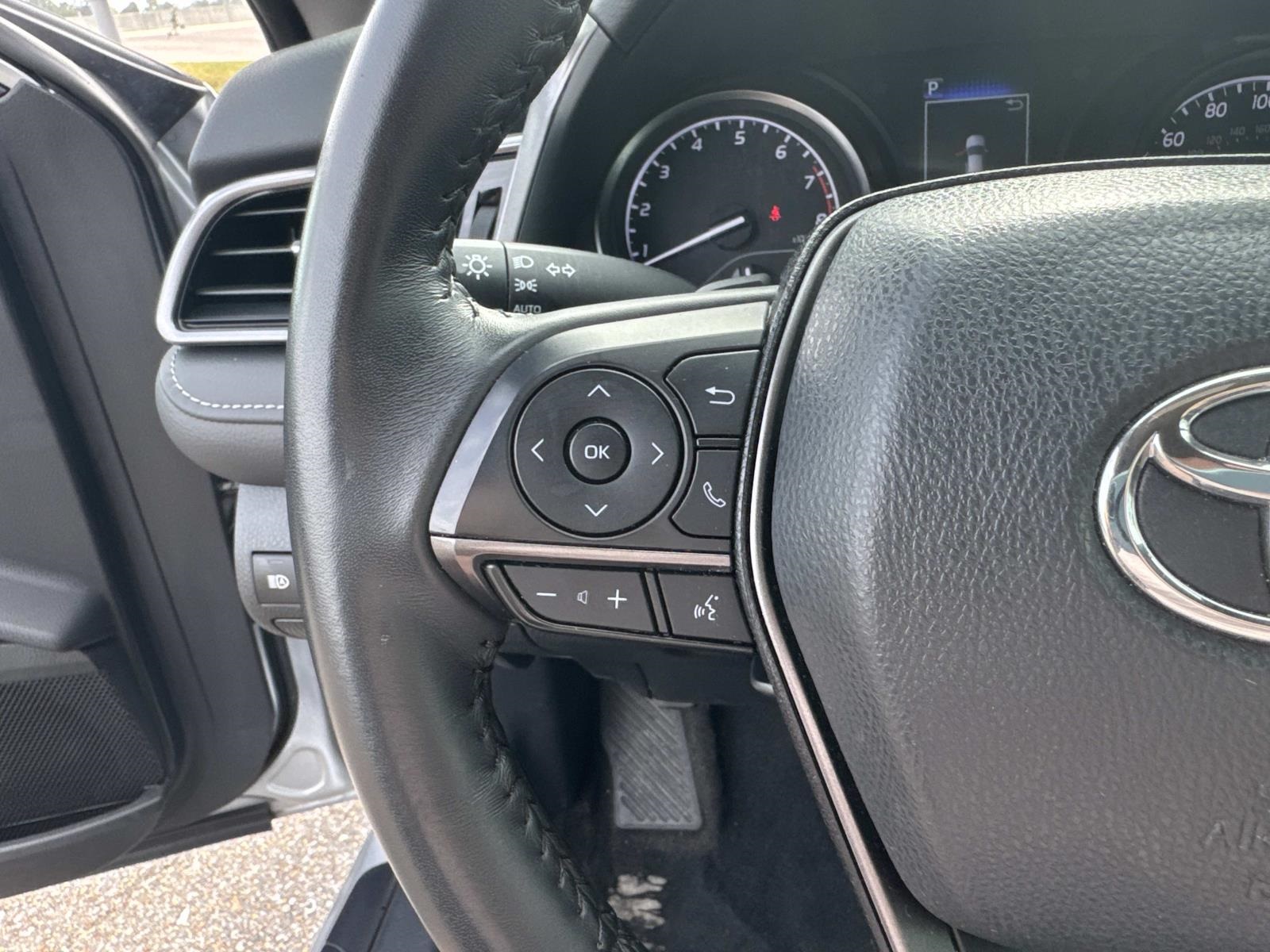 2024 Toyota Camry SE photo 21