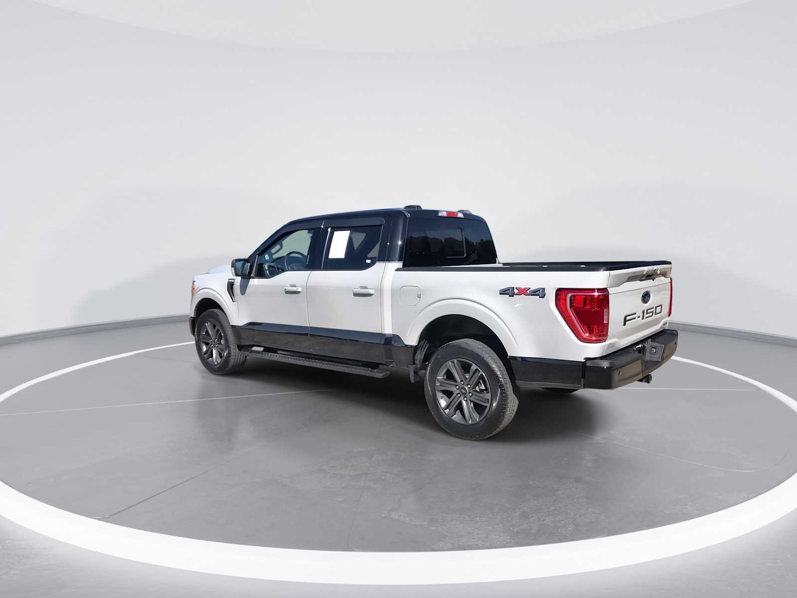2023 Ford F-150 XLT photo 6