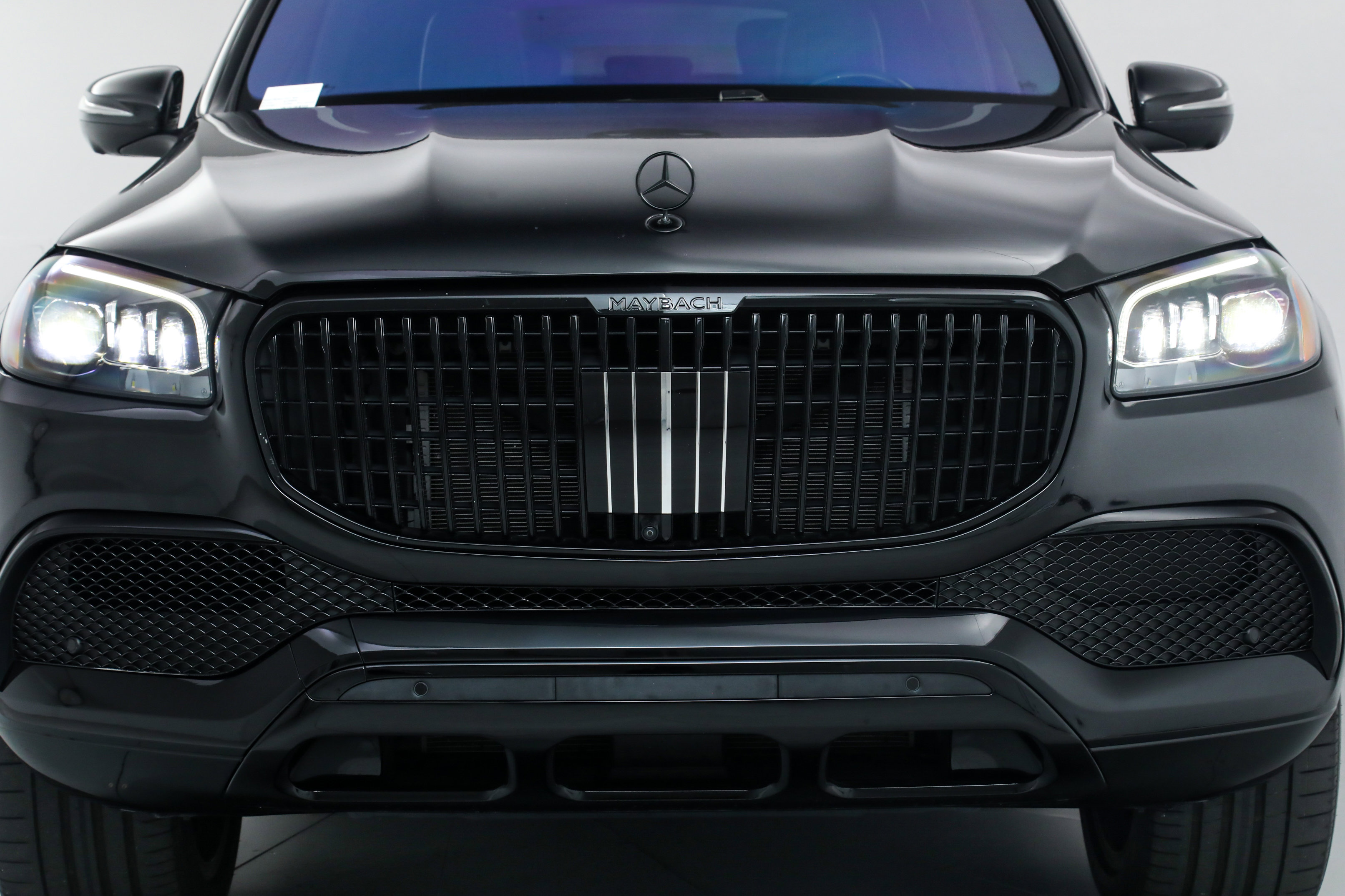 2023 Mercedes Benz GLS Maybach 600 4MATIC photo 9