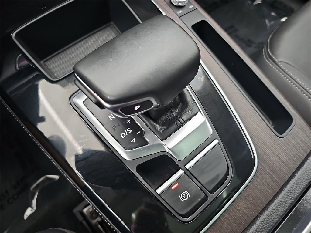 2021 Audi Q5 45 Premium Plus photo 31