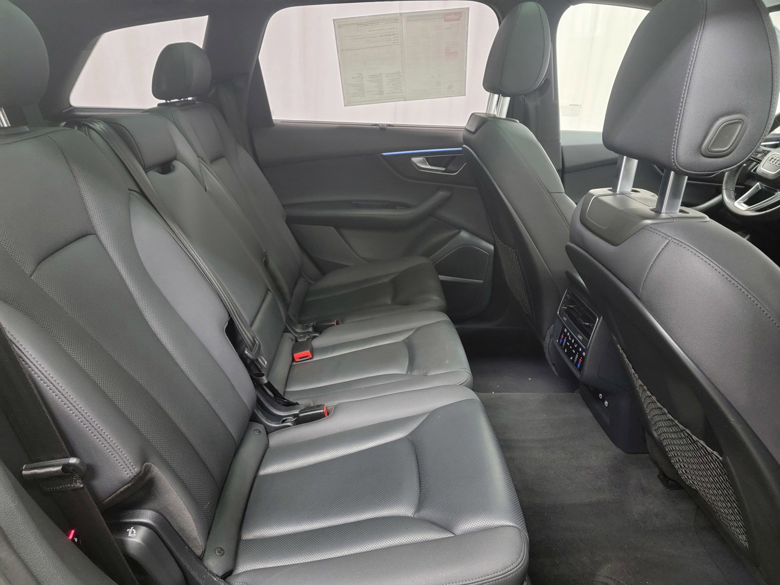2021 Audi Q7 Prestige photo 23