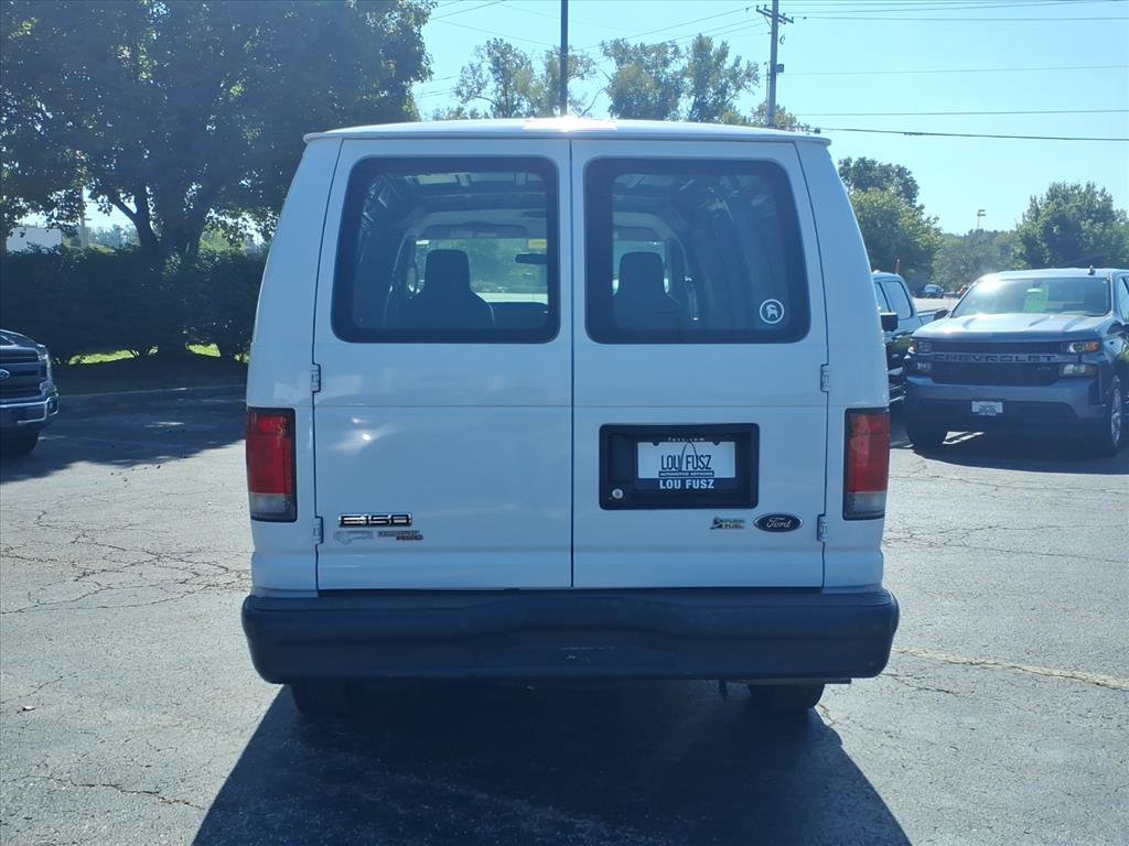 2013 Ford E-150 photo 24
