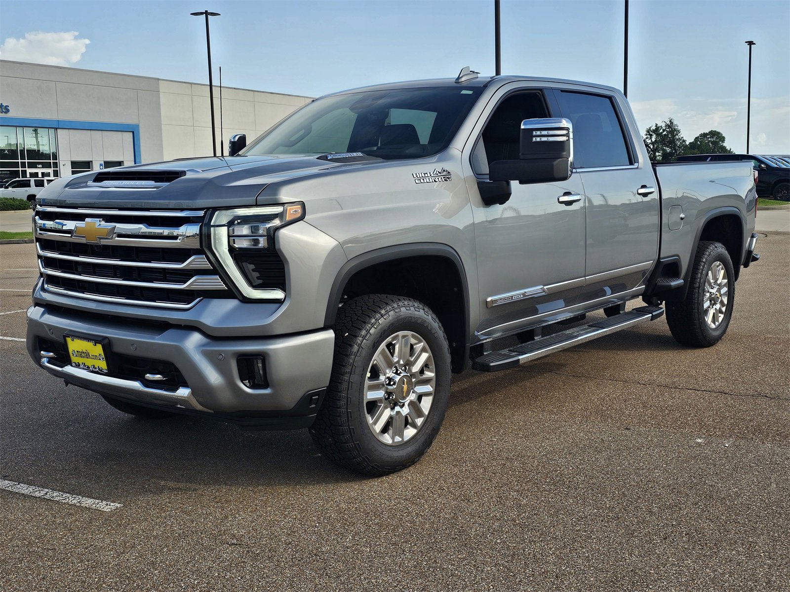 2025 Chevrolet Silverado 2500HD High Country photo 3