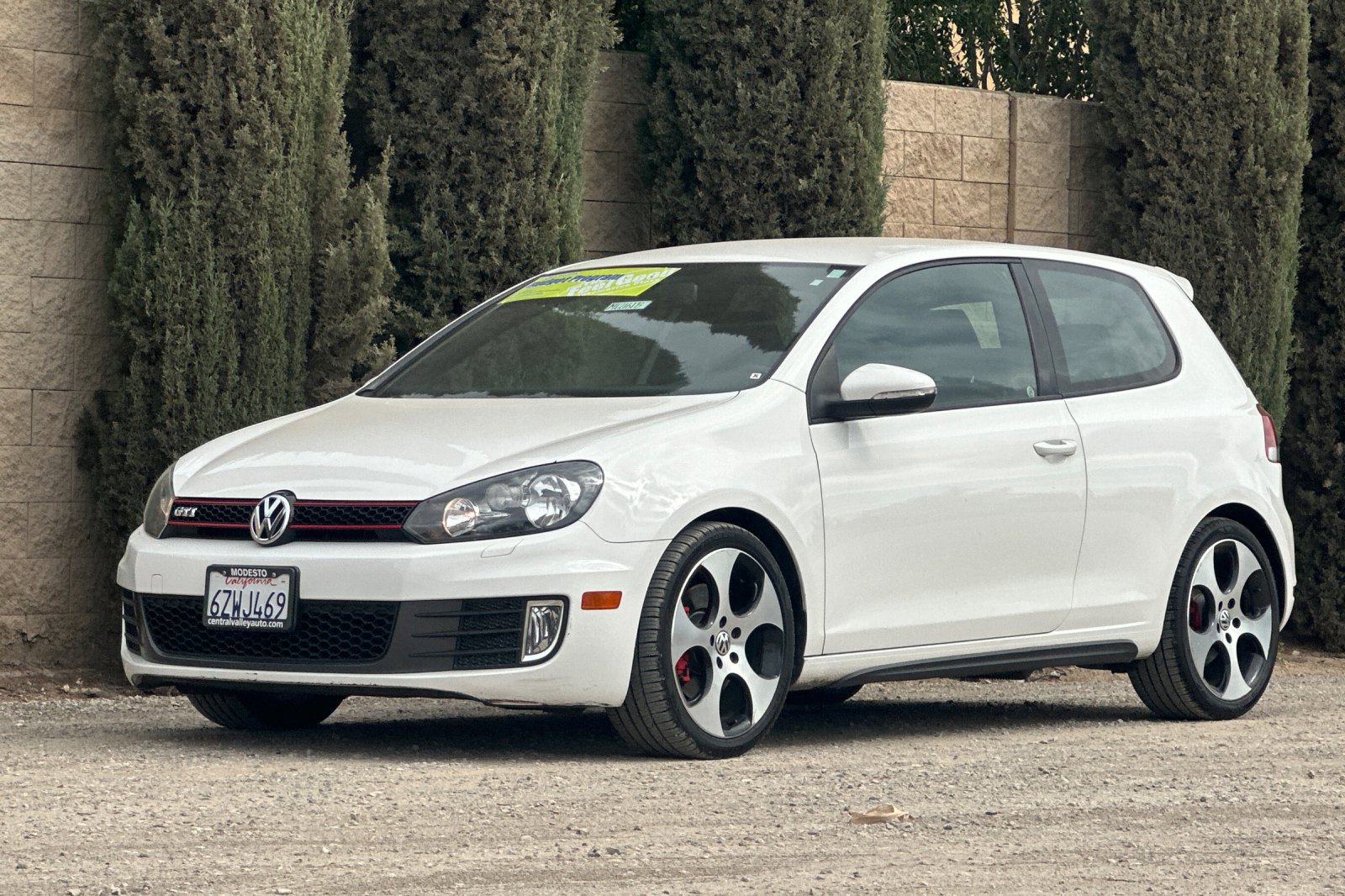 2013 Volkswagen Golf GTI Base photo 4
