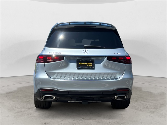 2025 Mercedes Benz GLS 580 4MATIC photo 4