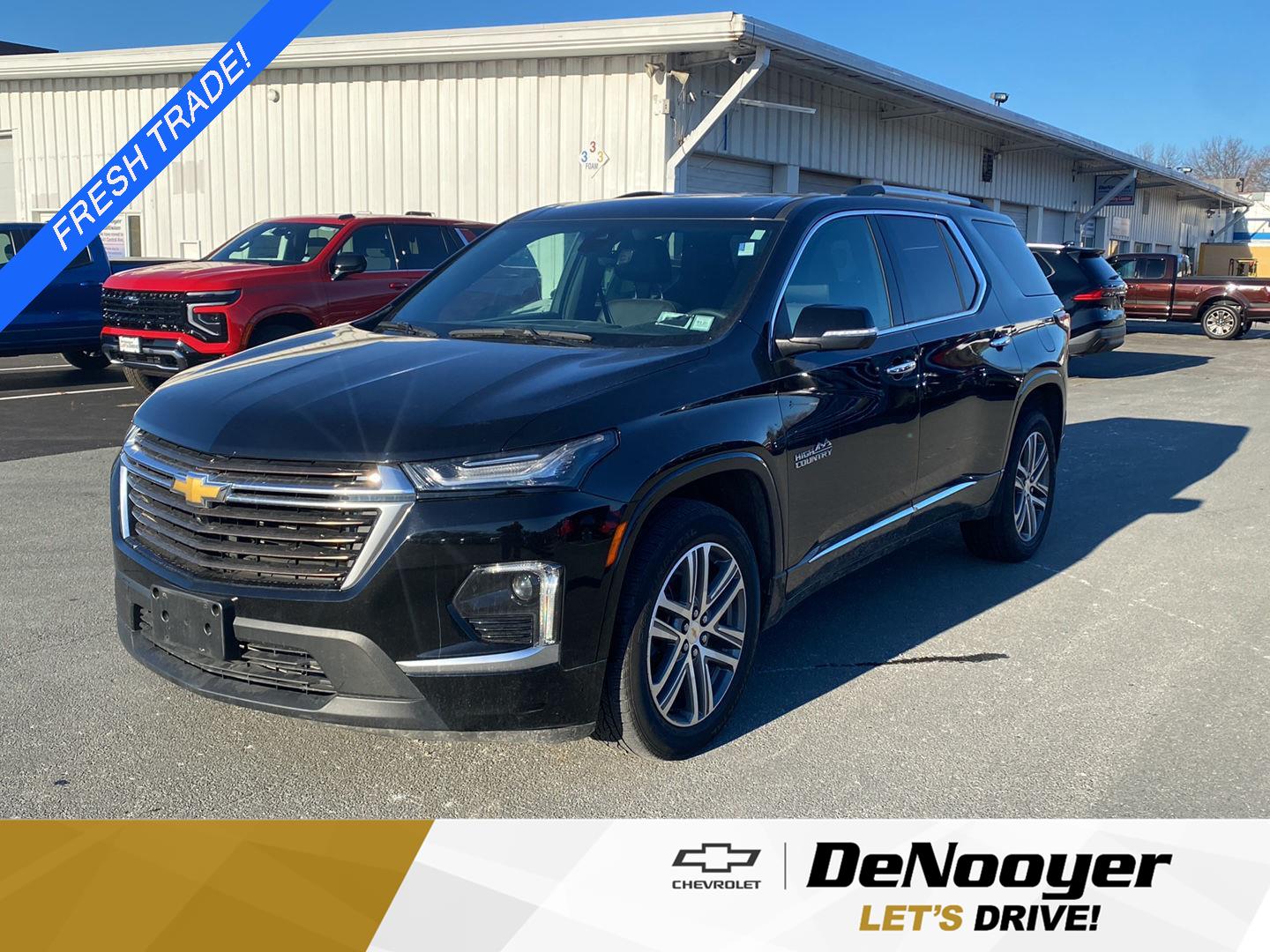 2023 Chevrolet Traverse High Country's photo