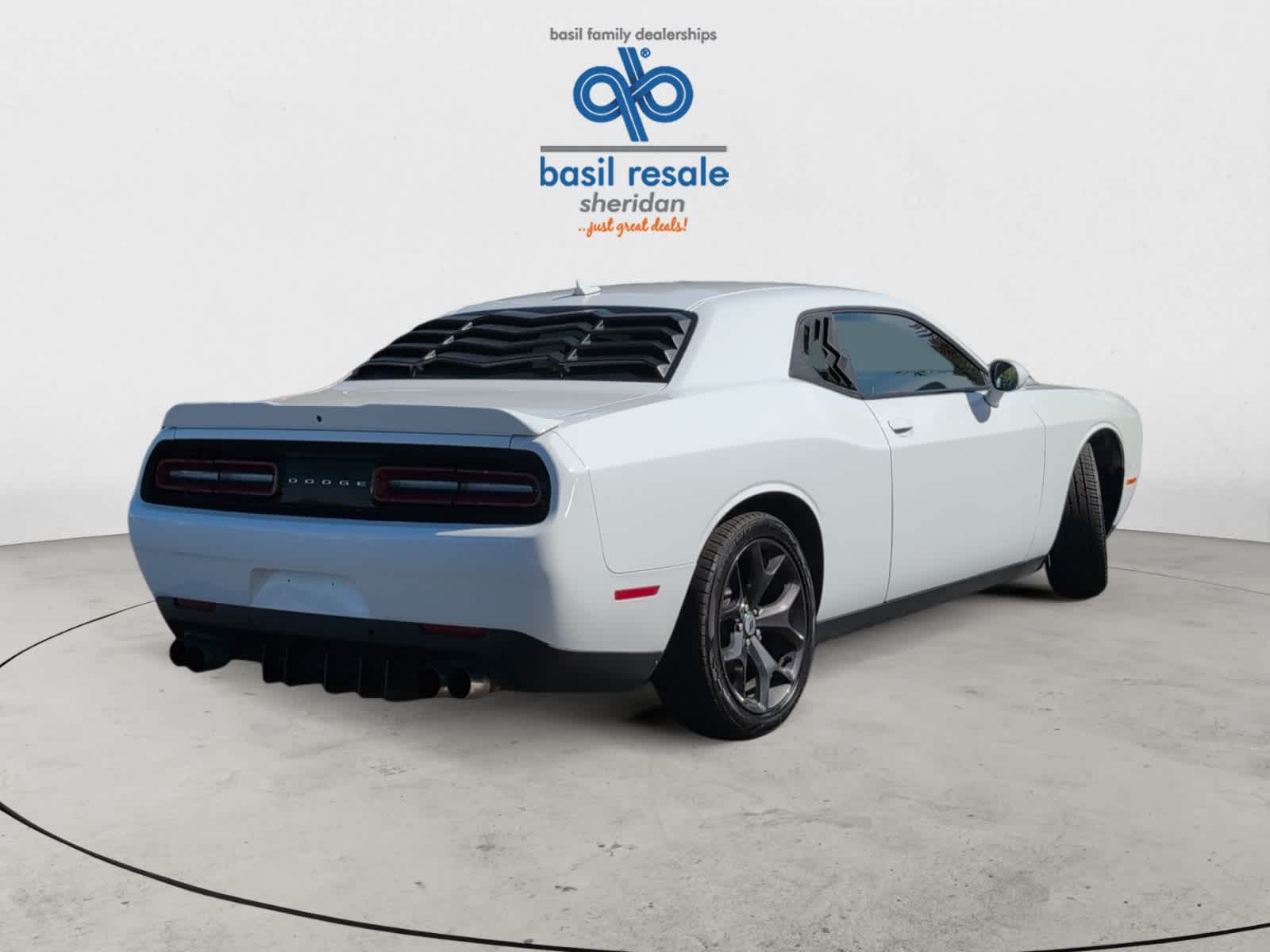 2018 Dodge Challenger SXT Plus photo 5
