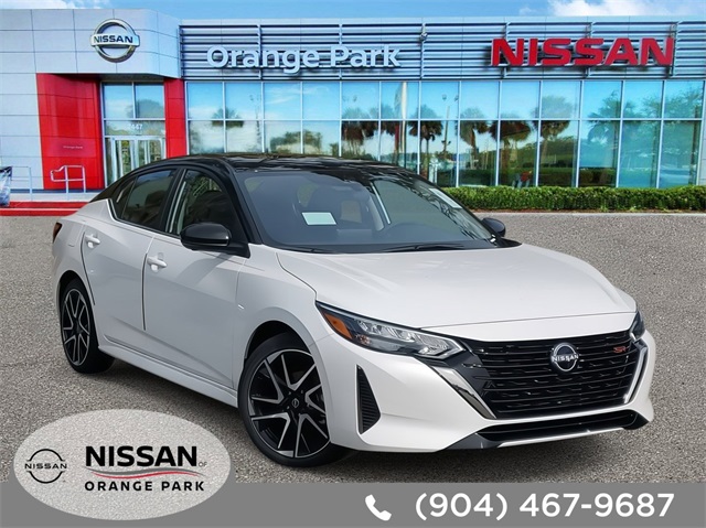 2025 Nissan Sentra SR's photo