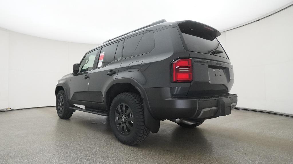 2025 Toyota Land Cruiser photo 13