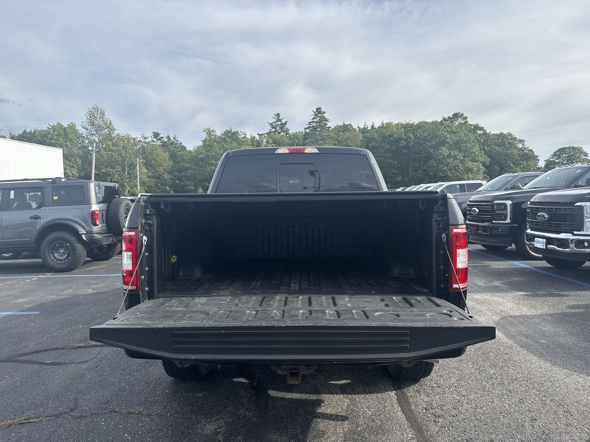2020 Ford F-150 XLT photo 2