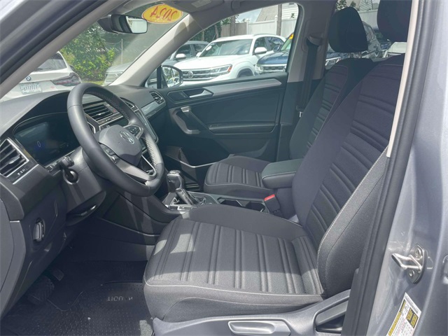 2024 Volkswagen Tiguan S photo 8