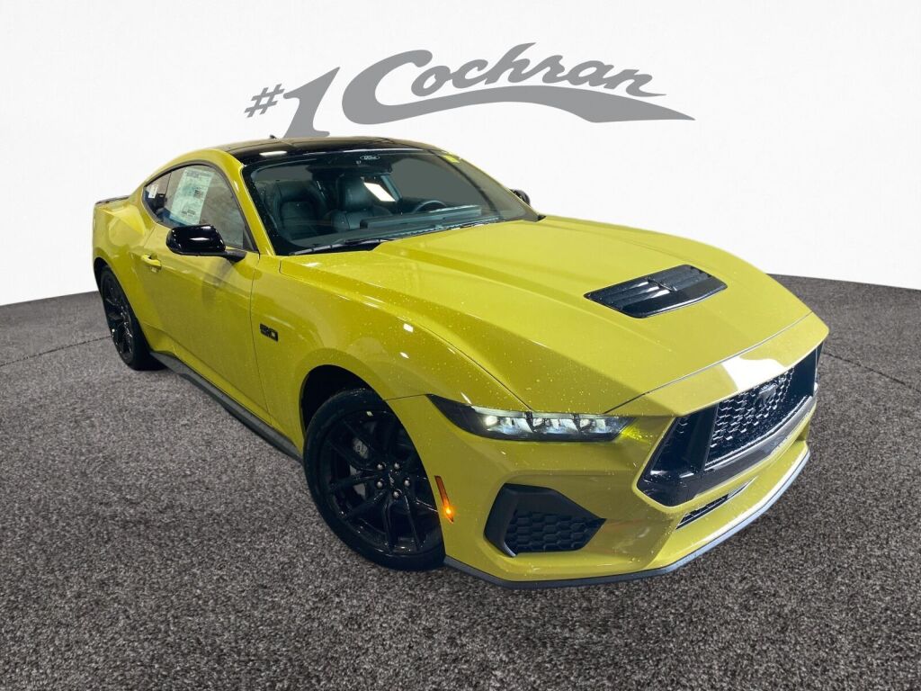 2025 Ford Mustang GT Premium's photo