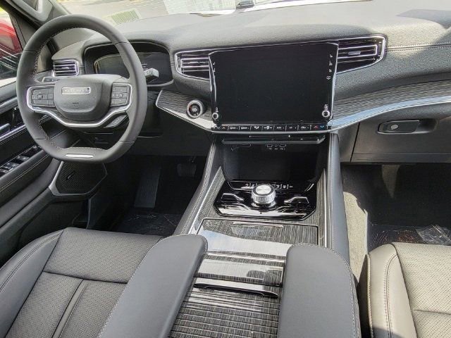 2022 Jeep Wagoneer Series III photo 14