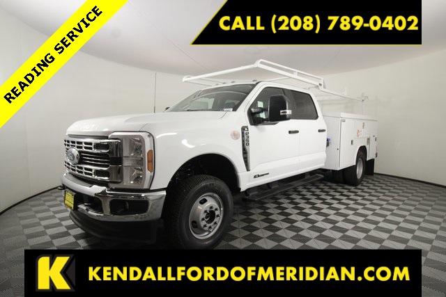 2025 Ford F-350 Super Duty Chassis Cab XL's photo