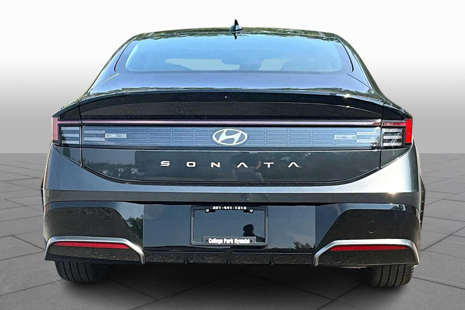 2024 Hyundai Sonata SEL Convenience photo 4