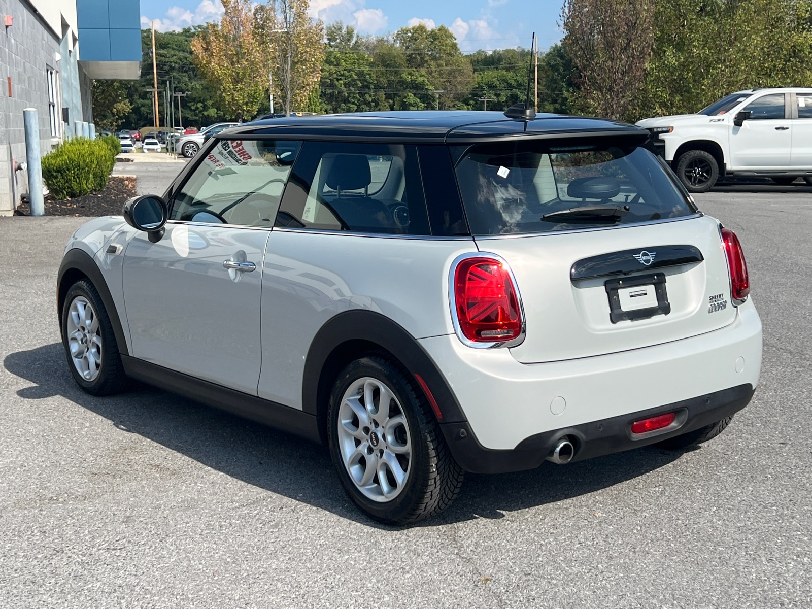 2021 Mini Cooper 2 Door Hardtop Oxford Edition photo 4
