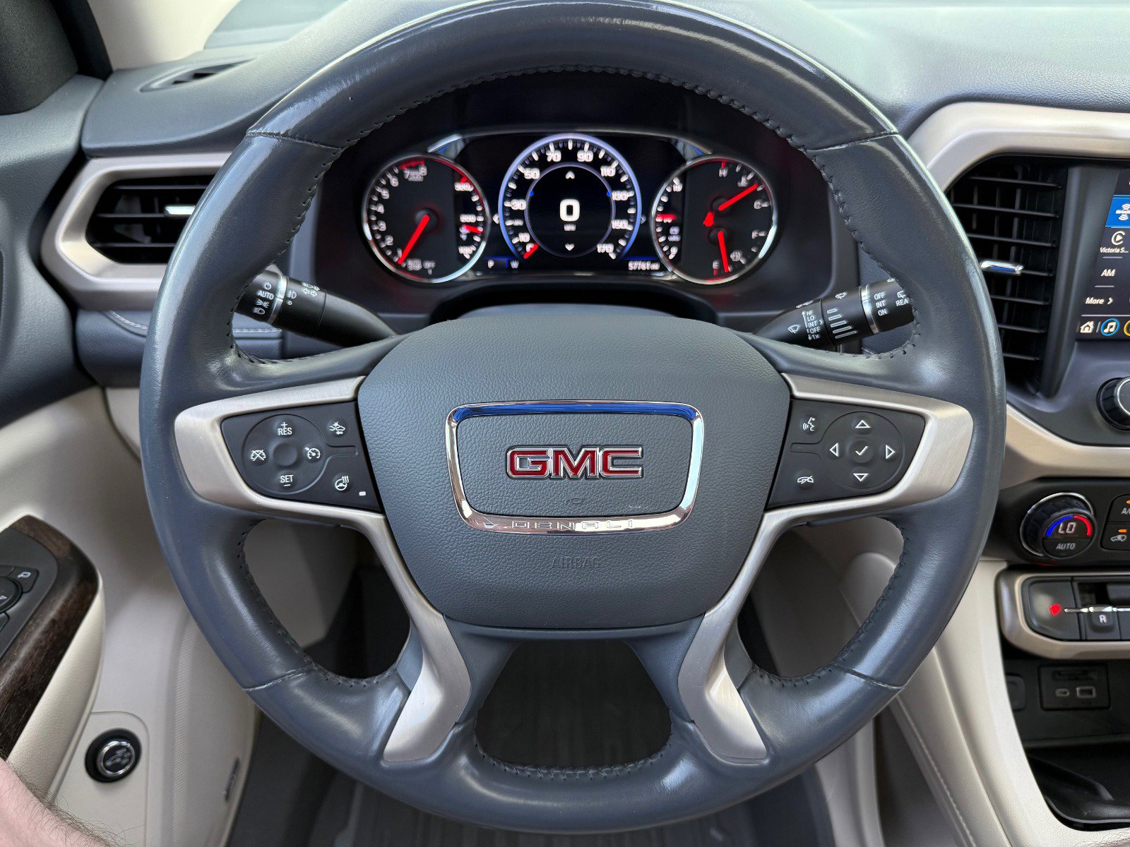 2021 Gmc Acadia Denali photo 17