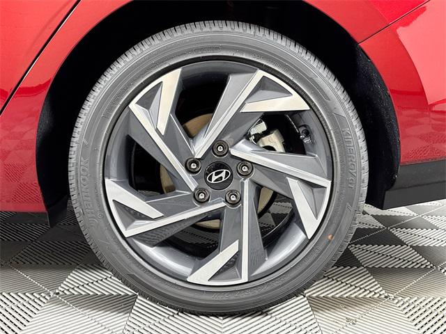 2025 Hyundai Elantra SEL Sport photo 35