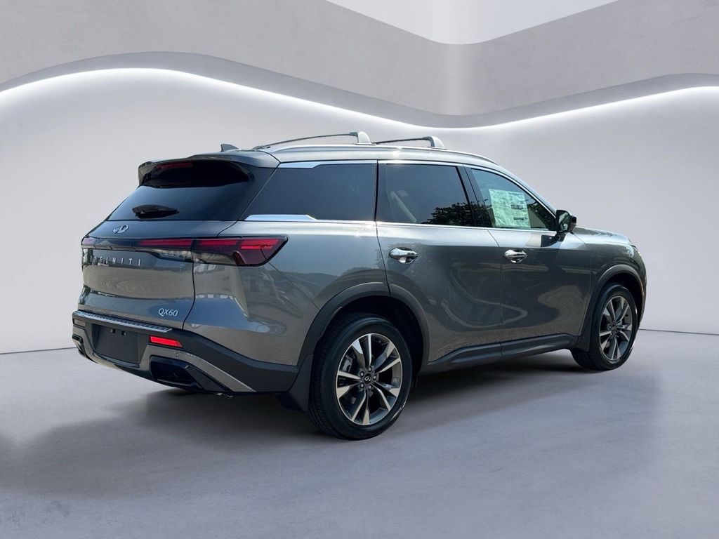 2025 Infiniti QX60 Luxe photo 4