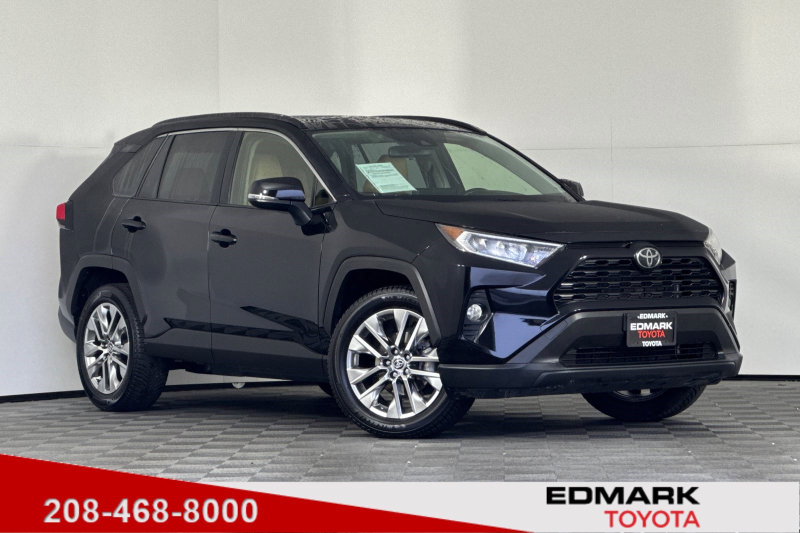 2020 Toyota RAV4 XLE Premium's photo