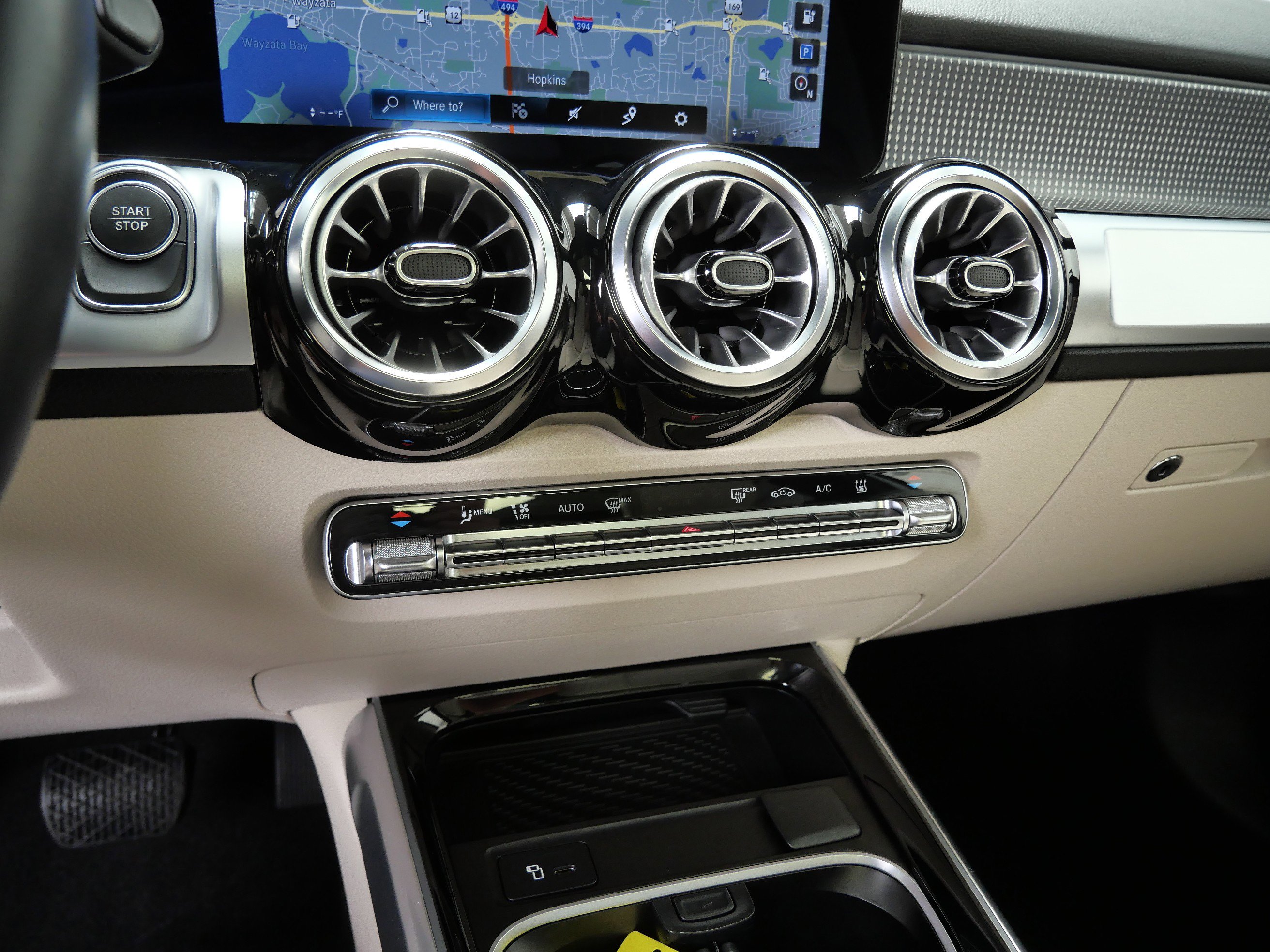 2023 Mercedes Benz EQB 300 4MATIC photo 20