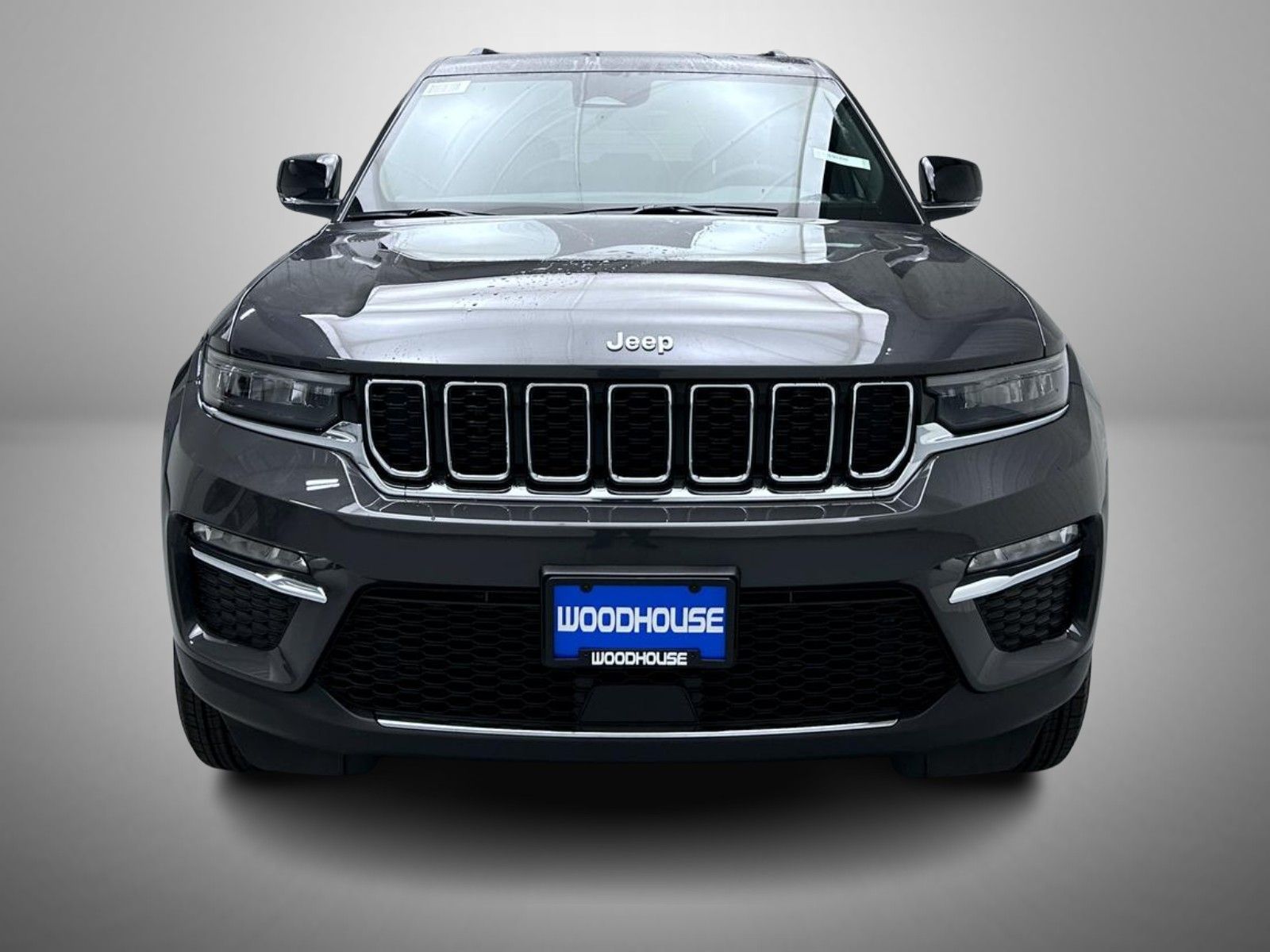 2025 Jeep Grand Cherokee Limited photo 2