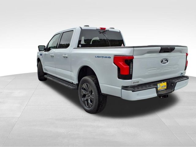 2025 Ford F-150 Lightning photo 4