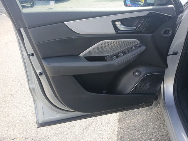 2023 Acura MDX SH-AWD photo 22