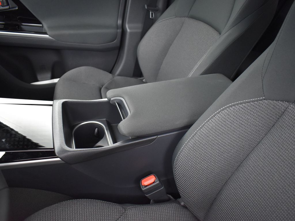 2025 Subaru Solterra Premium photo 12